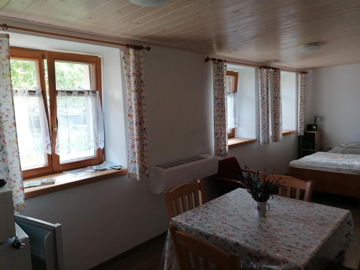 Apartmán na statku Jílovice Exterior foto