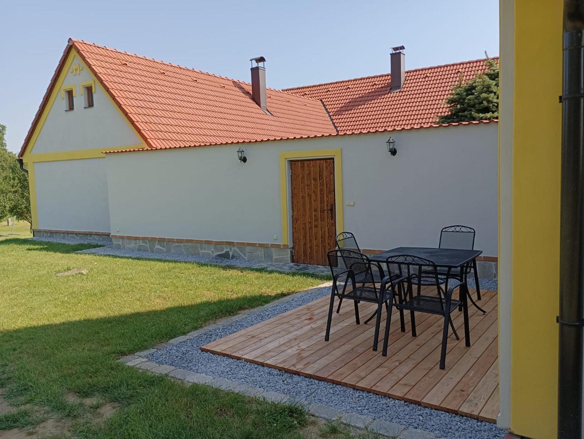 Apartmán na statku Jílovice Exterior foto